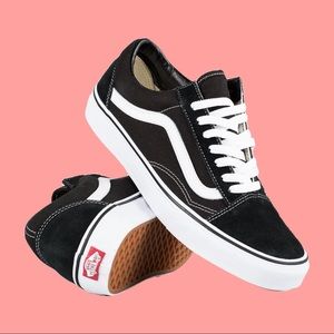 Black Vans Old Skool